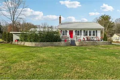 807 Fairfield School Road, Columbiana, OH 44408 - Photo 1