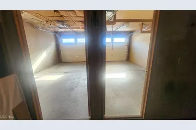 1408 Stewart Avenue, Cambridge, OH 43725 - Photo 29