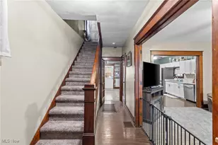 607 W Vine St, Martins Ferry, OH 43935 - Photo 5