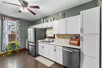 607 W Vine Street, Martins Ferry, OH 43935 - Photo 9