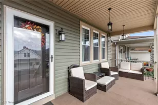 607 W Vine St, Martins Ferry, OH 43935 - Photo 3