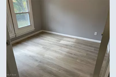 3888 W 37th Street, Old Brooklyn, OH 44109 - Photo 17