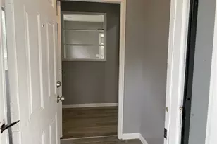 3888 W 37th St, Old Brooklyn, OH 44109 - Photo 5