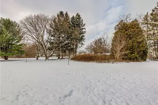 3260 Aldon Ln, Norton, OH 44203 - Photo 7