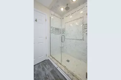 630 Woodhaven Drive, Cuyahoga Falls, OH 44223 - Photo 29