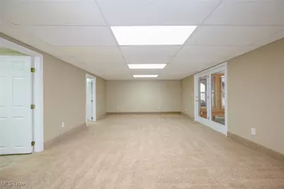 630 Woodhaven Drive, Cuyahoga Falls, OH 44223 - Photo 33