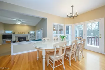 630 Woodhaven Drive, Cuyahoga Falls, OH 44223 - Photo 11