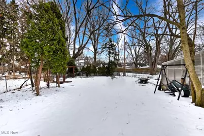 4111 W 220th Street, Fairview Park, OH 44126 - Photo 41