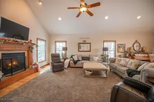 1313 Fairway Dr NE, New Philadelphia, OH 44663 - Photo 13