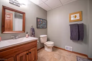 1313 Fairway Dr NE, New Philadelphia, OH 44663 - Photo 45