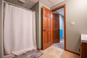 1313 Fairway Dr NE, New Philadelphia, OH 44663 - Photo 47