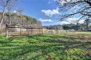 7481 State Route 800 SE, Uhrichsville, OH 44683 - Photo 17