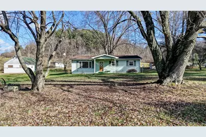 7481 State Route 800 SE, Uhrichsville, OH 44683 - Photo 1