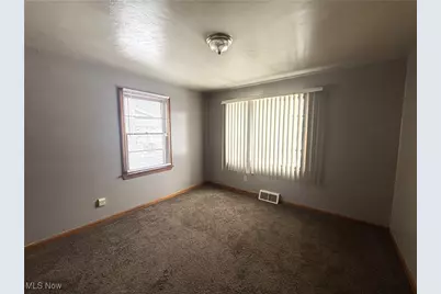 1633 Everett Avenue, Youngstown, OH 44514 - Photo 7