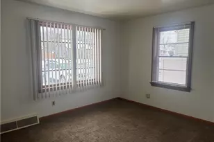 1633 Everett Ave, Youngstown, OH 44514 - Photo 5