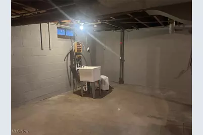 1633 Everett Avenue, Youngstown, OH 44514 - Photo 13