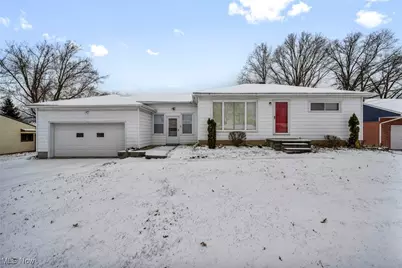 38271 Hurricane Drive, Willoughby, OH 44094 - Photo 1