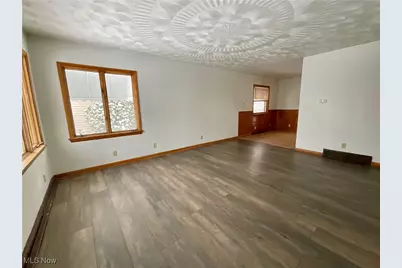 1068 Wyley Avenue, Akron, OH 44306 - Photo 3