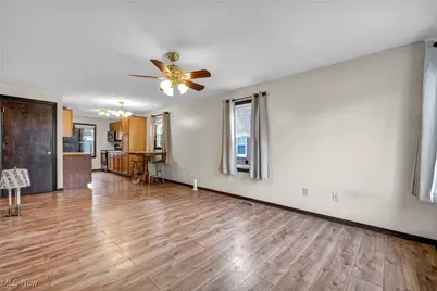 2026 39th Street NW, Canton, OH 44709 - Photo 5