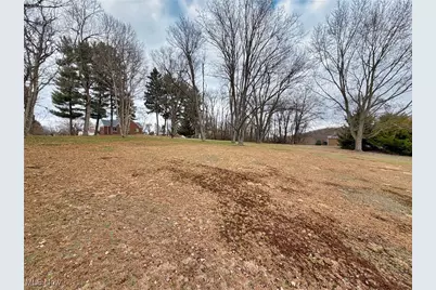 16899 Ridgeview Drive, East Liverpool, OH 43920 - Photo 11