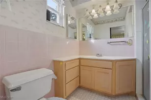 1123 Courtleigh Dr, Akron, OH 44313 - Photo 37