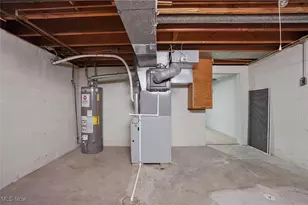 1123 Courtleigh Dr, Akron, OH 44313 - Photo 9