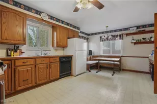 1123 Courtleigh Dr, Akron, OH 44313 - Photo 21