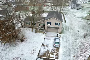 5000 Mildred Cir SW, Navarre, OH 44662 - Photo 3