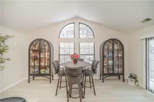 1173 Red Tail Hawk Ct, Youngstown, OH 44512 - Photo 7