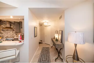 1173 Red Tail Hawk Court #5, Youngstown, OH 44512 - Photo 3