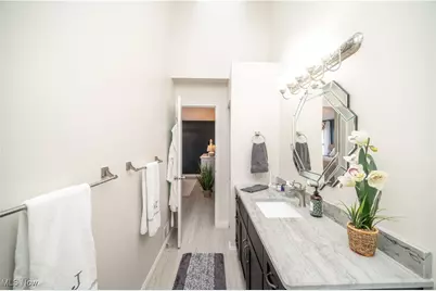 1173 Red Tail Hawk Court #5, Youngstown, OH 44512 - Photo 23