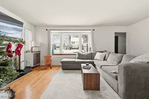 1007 27th St NE, Canton, OH 44714 - Photo 9