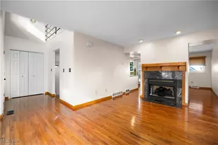 3034 Mabel Ct, Loveland, OH 44113 - Photo 3