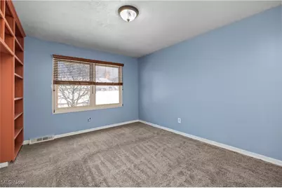 3034 Mabel Court, Loveland, OH 44113 - Photo 7