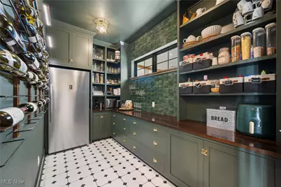 2200 W Comet Road, New Franklin, OH 44216 - Photo 17