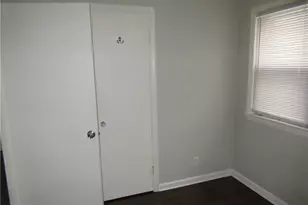 18712 Parkmount Ave, Loveland, OH 44135 - Photo 11