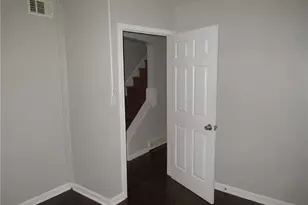 18712 Parkmount Ave, Loveland, OH 44135 - Photo 9