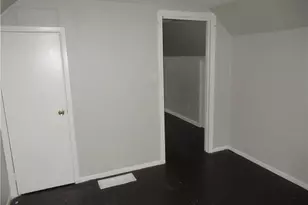 18712 Parkmount Ave, Loveland, OH 44135 - Photo 17