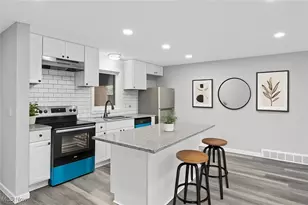 1423 Narragansett Blvd, Lorain, OH 44053 - Photo 11