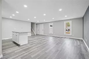 1423 Narragansett Blvd, Lorain, OH 44053 - Photo 23