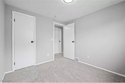 1423 Narragansett Boulevard, Lorain, OH 44053 - Photo 31