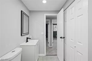 1423 Narragansett Blvd, Lorain, OH 44053 - Photo 33