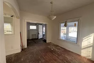 14526 Orinoco Ave, East Cleveland, OH 44112 - Photo 5