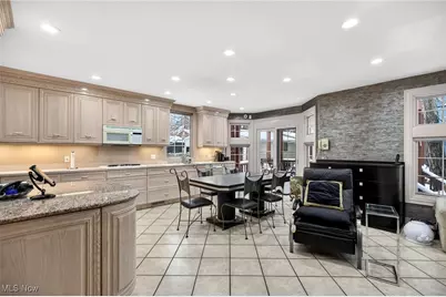 3498 Bainbridge Road, Cleveland Heights, OH 44118 - Photo 25