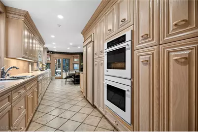 3498 Bainbridge Road, Cleveland Heights, OH 44118 - Photo 13