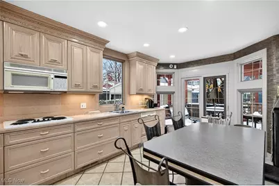 3498 Bainbridge Road, Cleveland Heights, OH 44118 - Photo 17