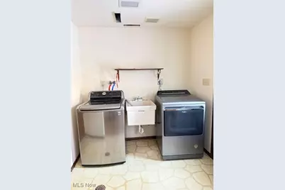 4617 Lexington Drive, Steubenville, OH 43953 - Photo 29