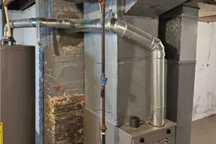 2041 13th St SW, Akron, OH 44314 - Photo 7