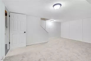 37366 Euclid Ave, Willoughby, OH 44094 - Photo 29