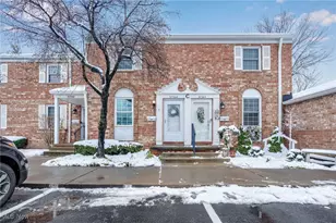 37366 Euclid Ave, Willoughby, OH 44094 - Photo 3